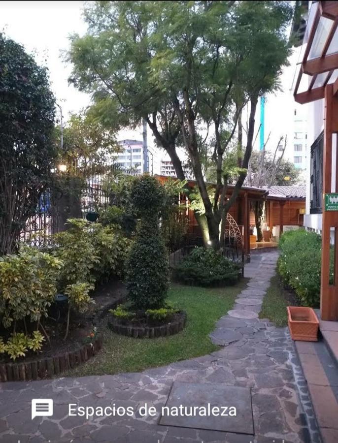 Hotel Boutique Spa Villa De Sant Quito Exterior photo